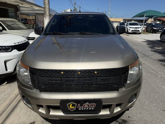 FORD RANGER 3.2 XLS 4X4 CD 20V DIESEL 4P AUTOMÁTICO